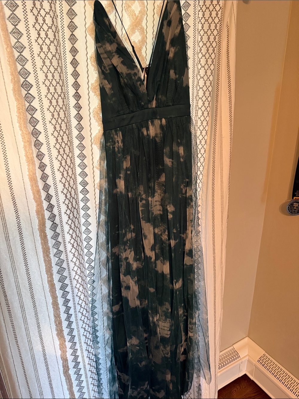 Lulu's Black and Gray Tie-Dye V-Neck Maxi Dress